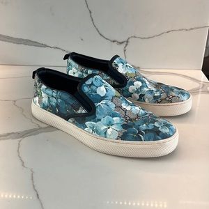 Gucci men’s floral slip sneakers